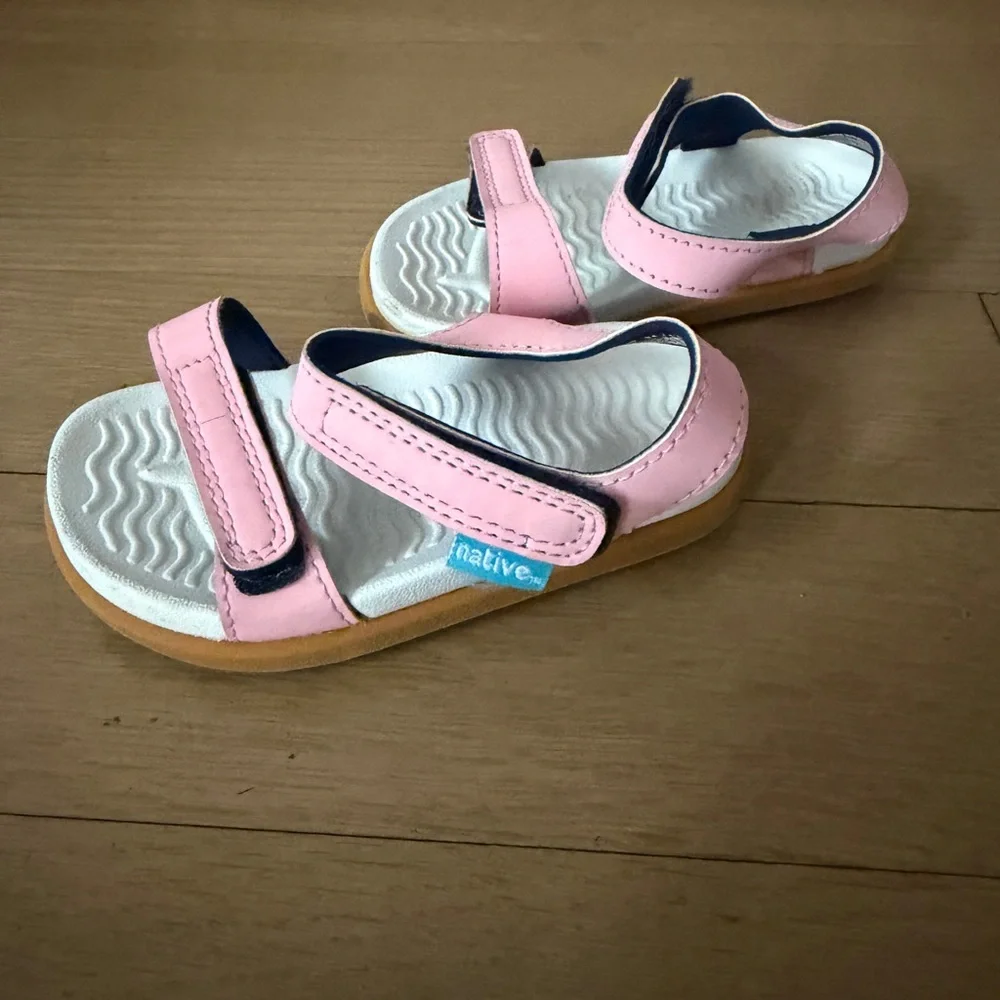 Native Kids Pink Charley Sandals Toddler Sz 6